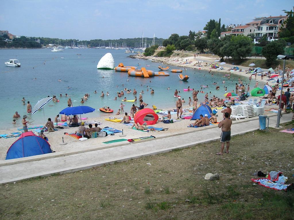 Vesna Apartamento Pjescana Uvala Exterior foto